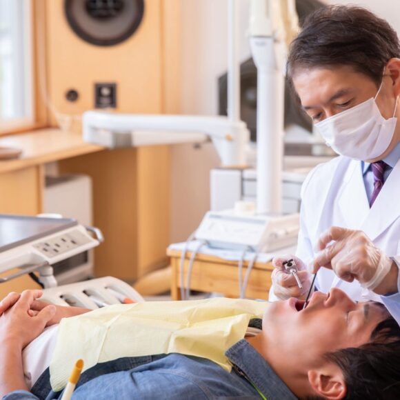 Gum Disease: Symptoms, Stages, and Treatment Options