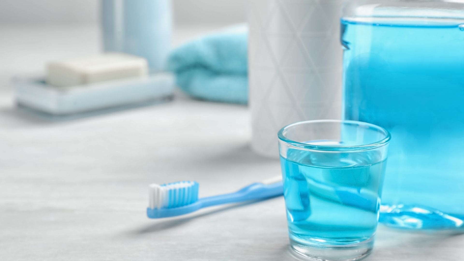 Brushing teeth vs mouthwash use debate.